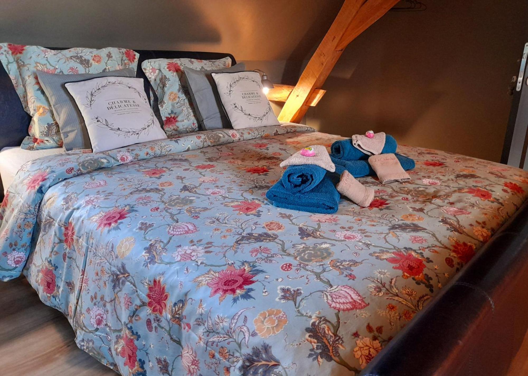 La Galuche Bed and Breakfast Angliers  Eksteriør billede